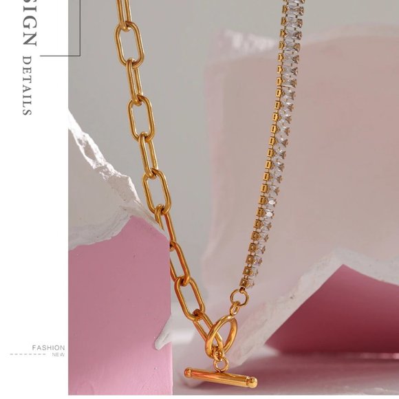 New 18K Gold Plated Baguette Diamond Link Chain Circle Bar Toggle Necklace - Picture 5 of 8